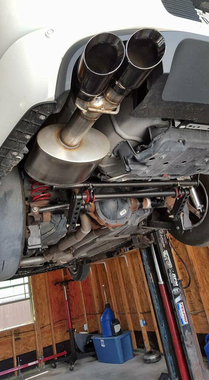 Xtreme, Sport / 3.0 in Axle-Back 4.0 in Twin Tips | 2011-2014 Ford Mustang GT (14317-4, 14316-4)